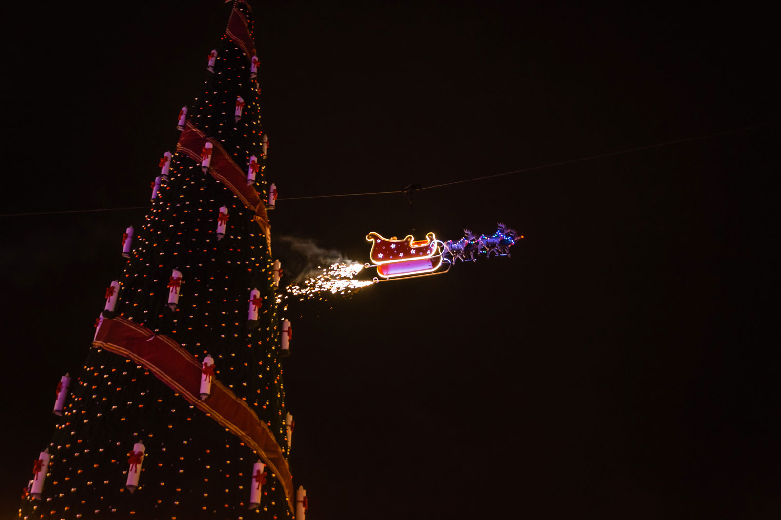 Weihnachtsmann mit Funken